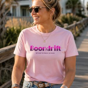Beautiful mom in 40's wearing 70's Coastal Heritage logo shirt from Boondrift.
